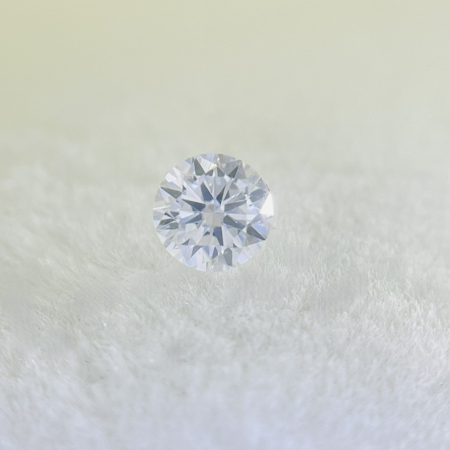 【東京都 S.S様】故人のご意向で制作されたメモリアルダイヤモンド(ラウンドブリリアントカット ルース)